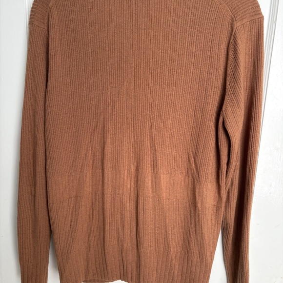 Club Monaco ribbed collared knit shirt - Picture 2 of 3